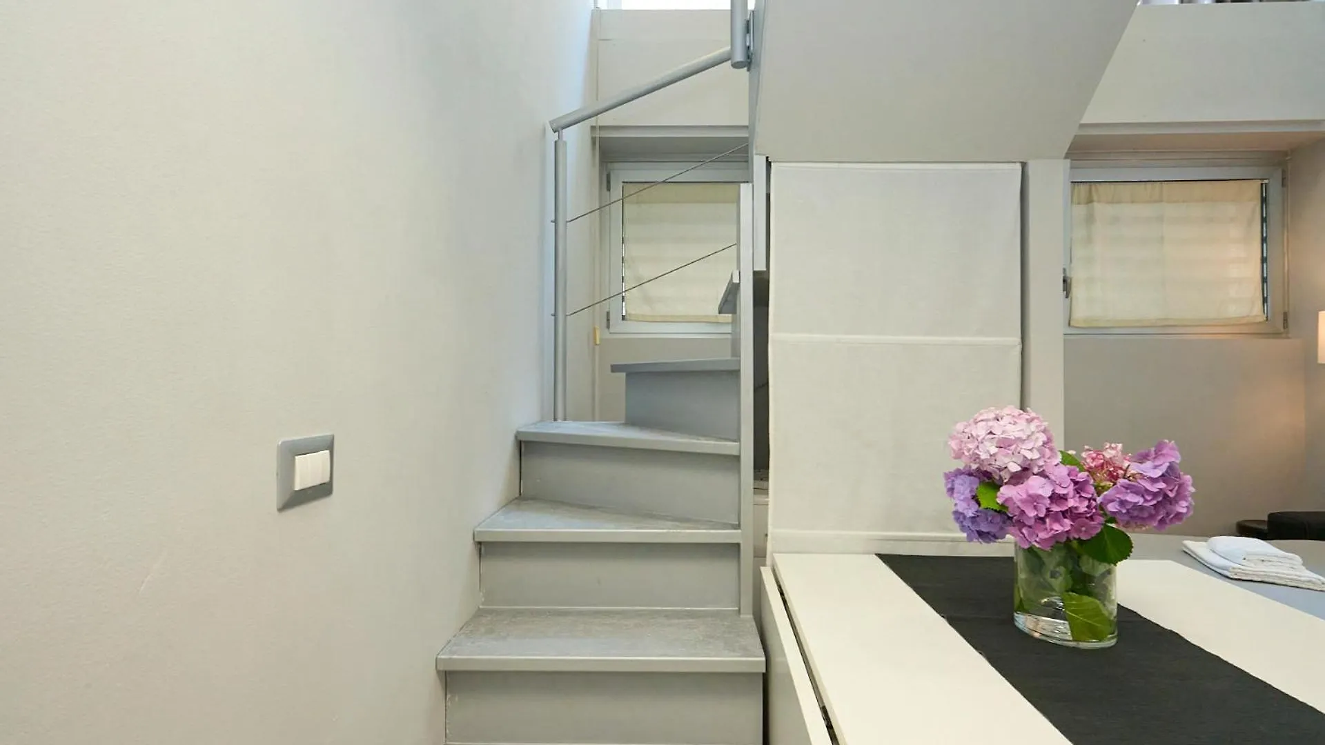 Design White Loft - Ac Wifi 10 Minutes From Duomo Apartment Milan