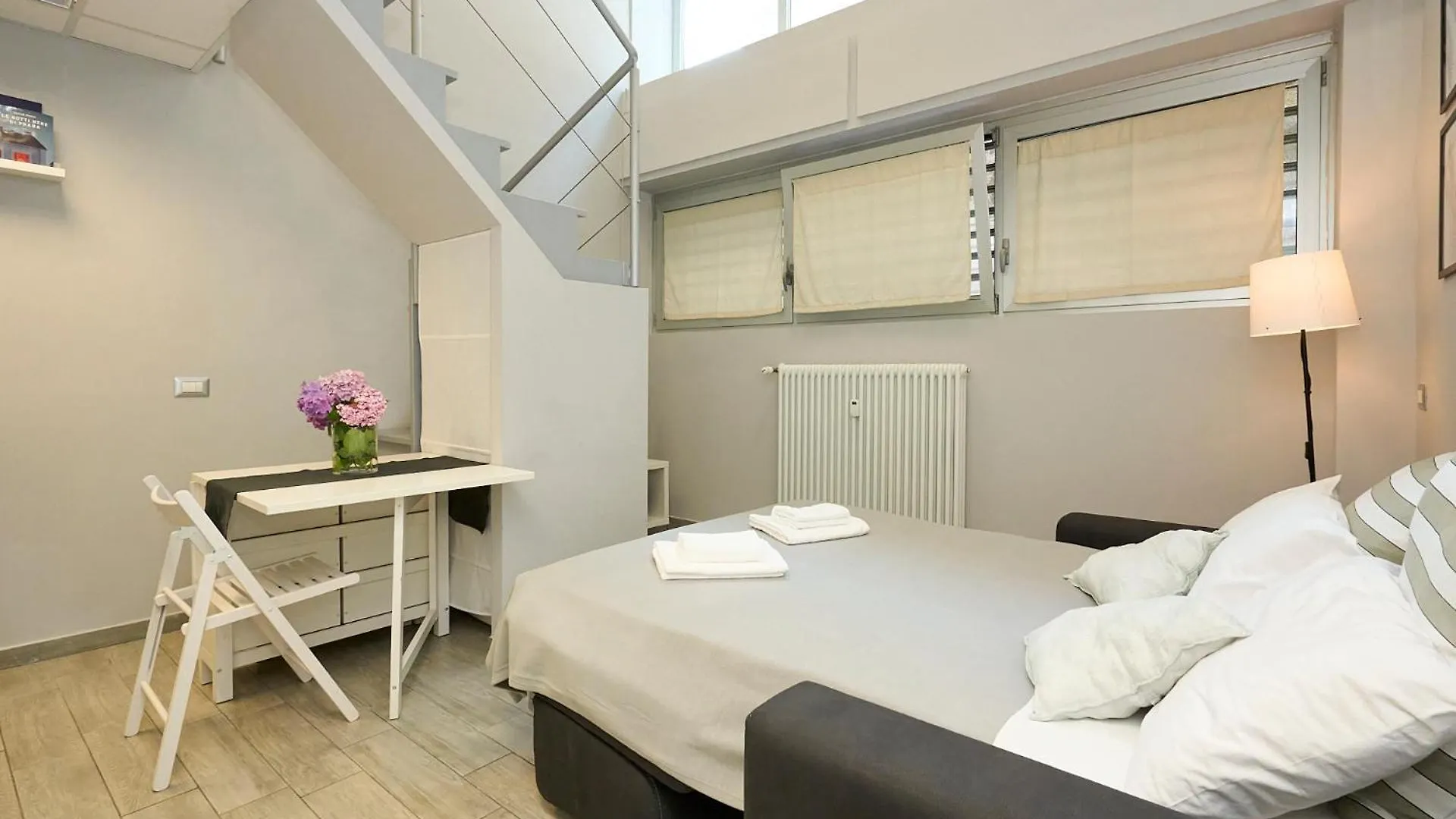 Design White Loft - Ac Wifi 10 Minutes From Duomo Apartment Milan